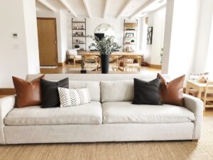 How to Use Throw Pillows - Talie Jane Interiors